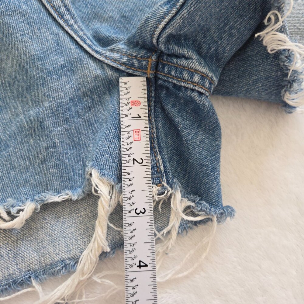 Uniqlo Distressed Denim Shorts 30" Blue Thrashed Cut Off High Rise Summer Casual - Picture 11 of 12